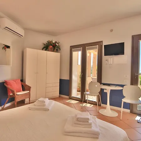 Hotel Dolcevita Egadi Eco 4*
